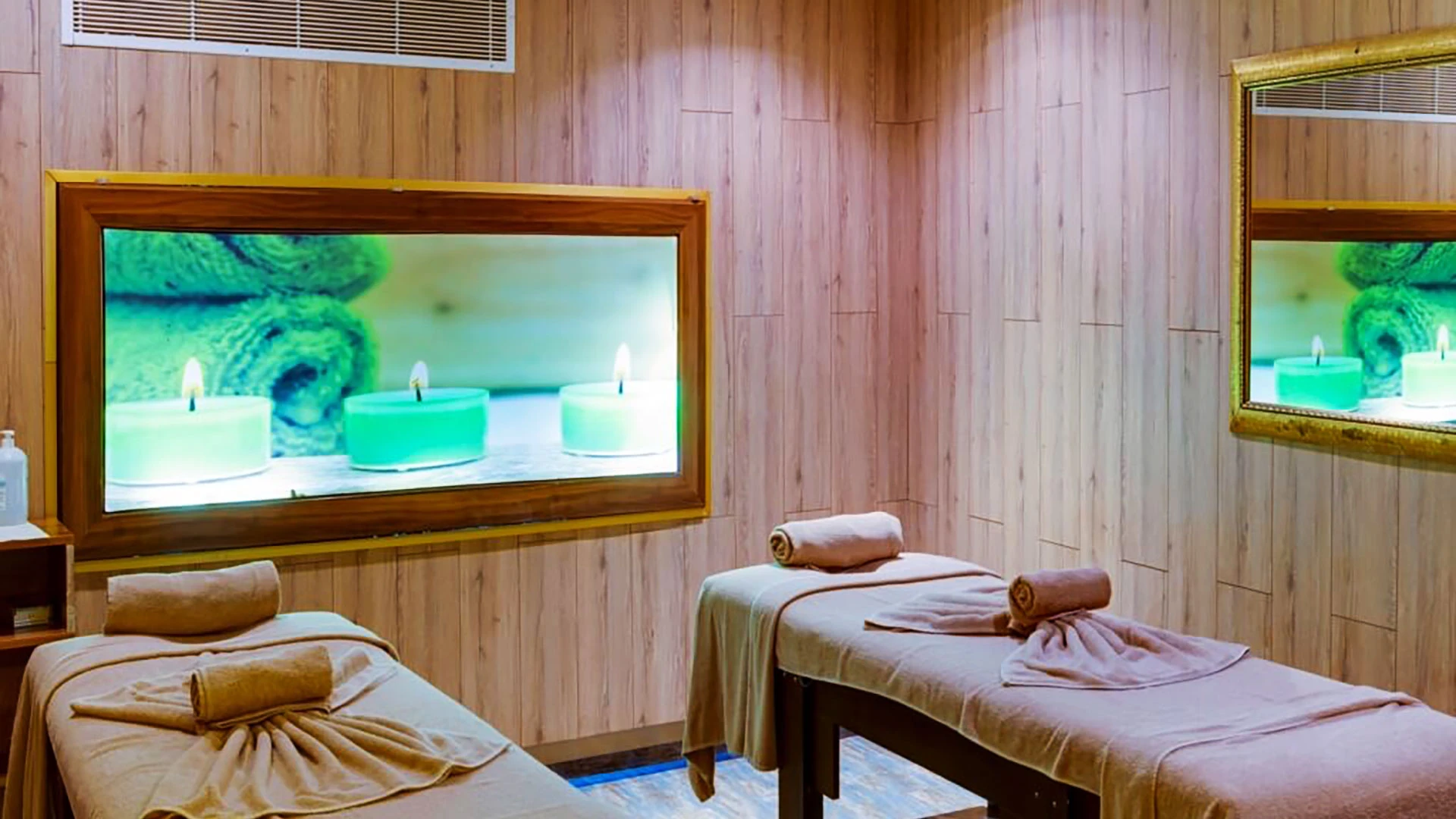 Grand Blue Sky Hotel – 4