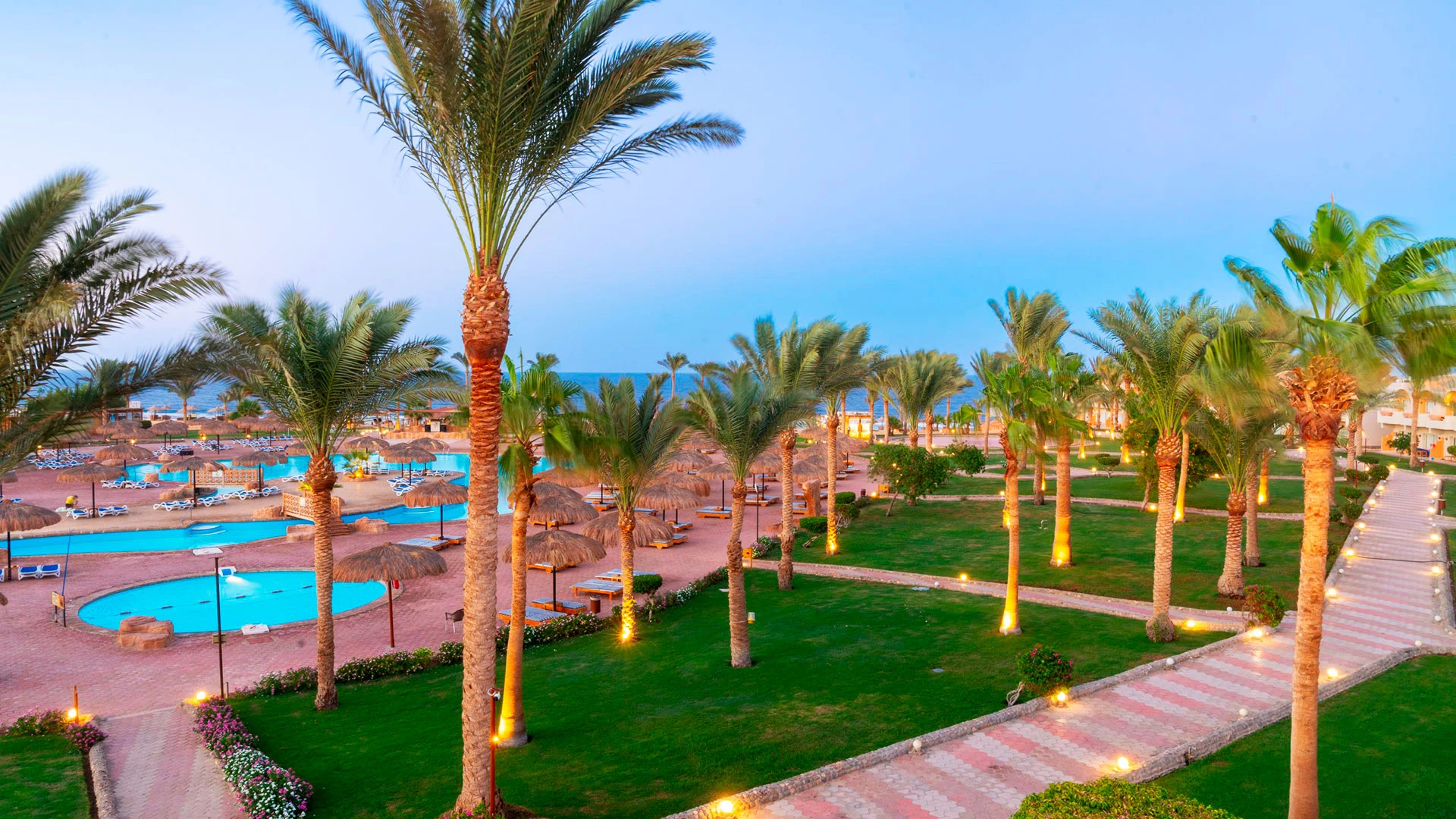 THE THREE CORNERS SEA BEACH RESORT Нова Година - Почивка в Хургада с чартър от София – 9