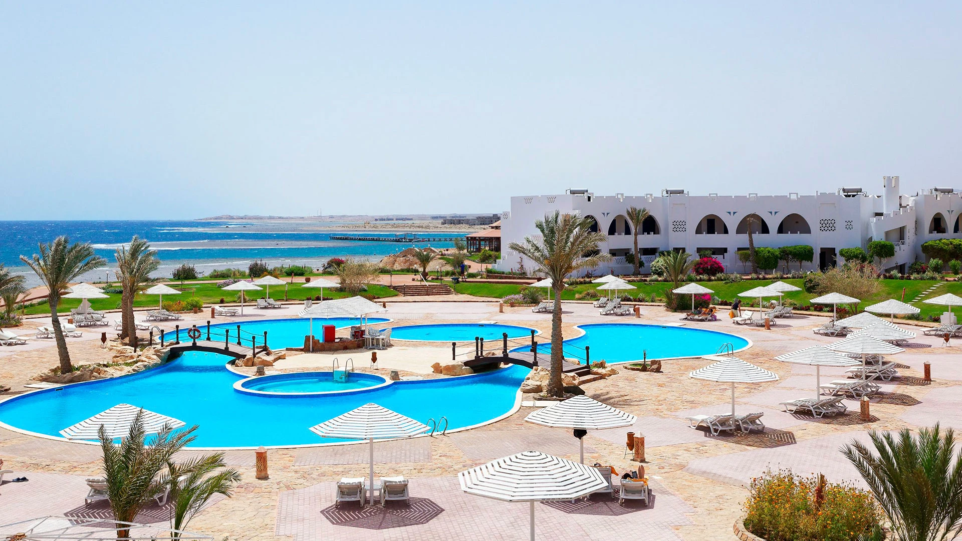 THE THREE CORNERS EQUINOX BEACH RESORT Чартър до Хургада от София [SOF] 2026 – 16