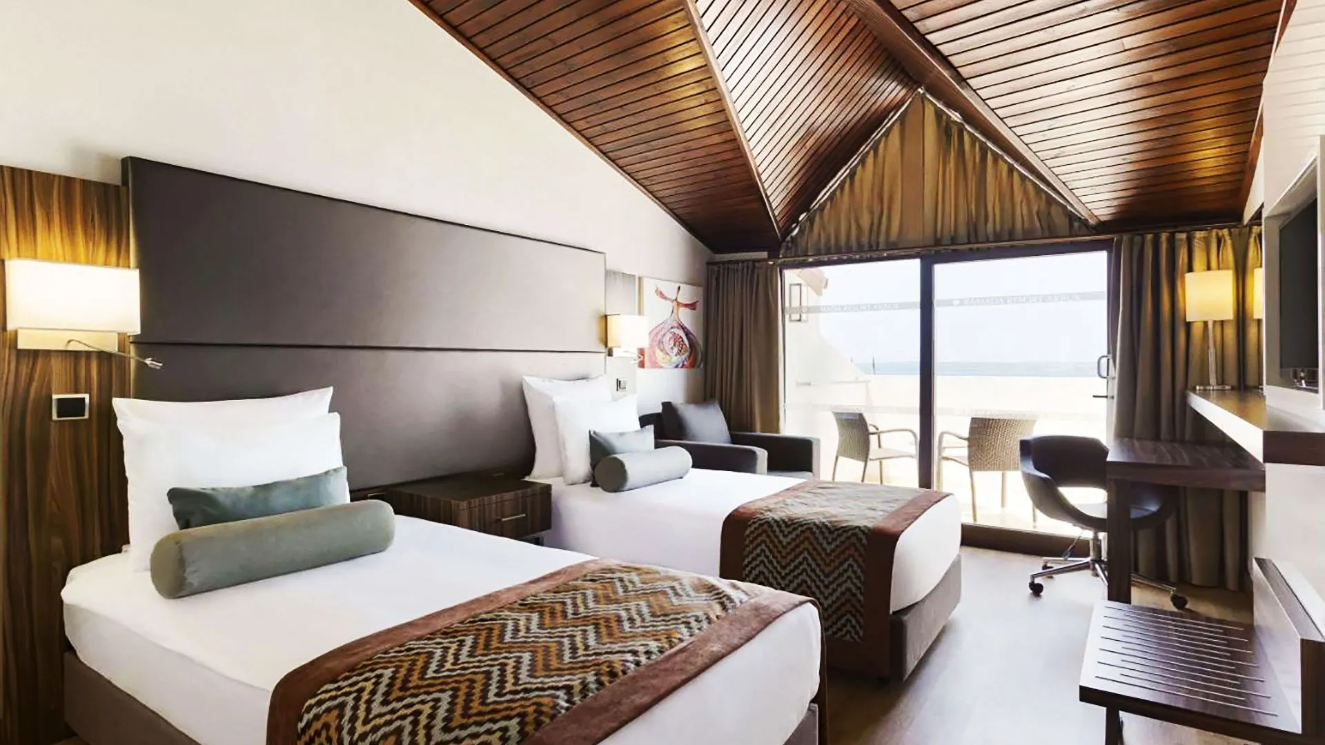 Ramada Resort Akbuk – 10
