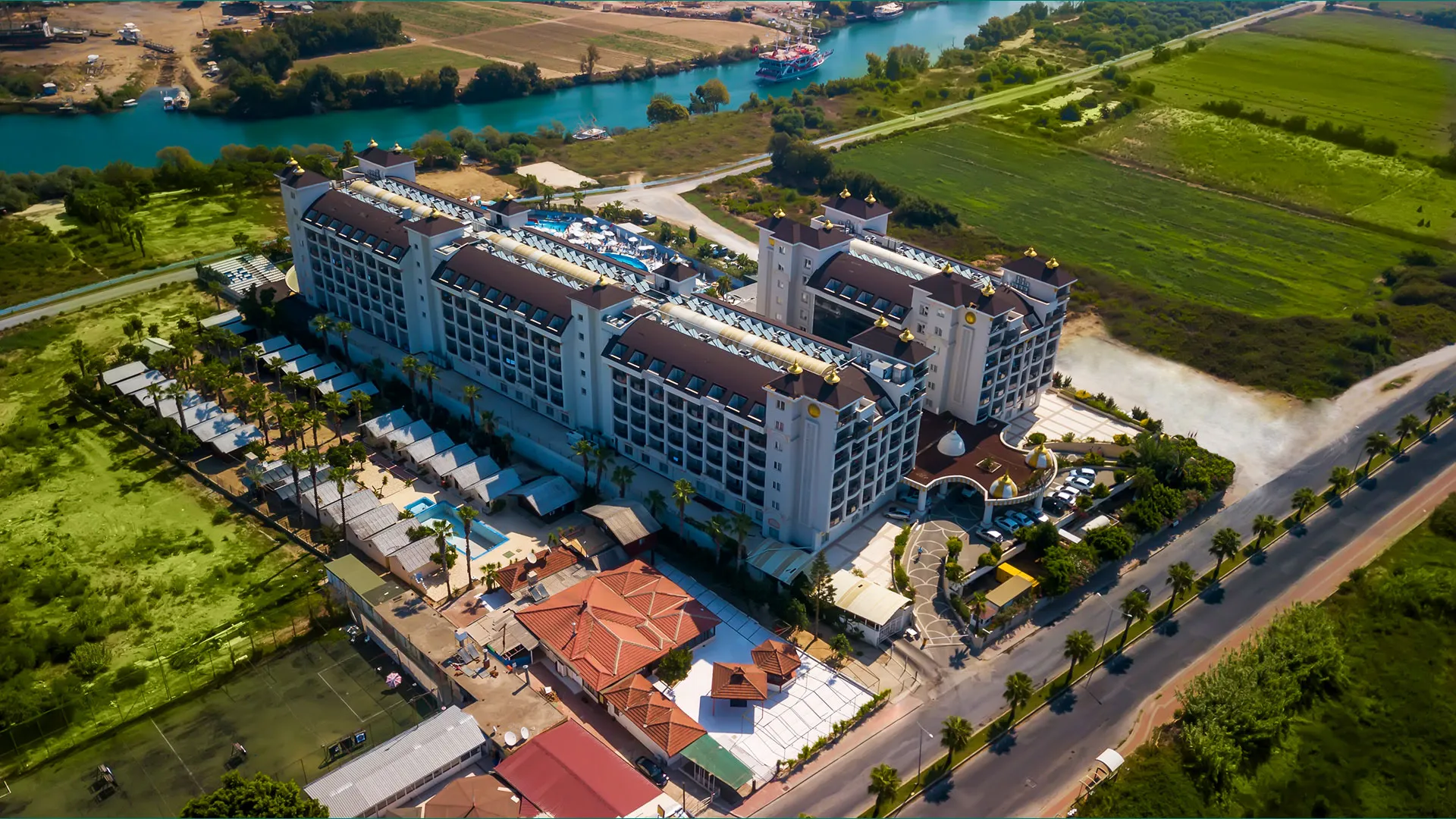 Lrs Lake & River Side Hotel Spa – 7