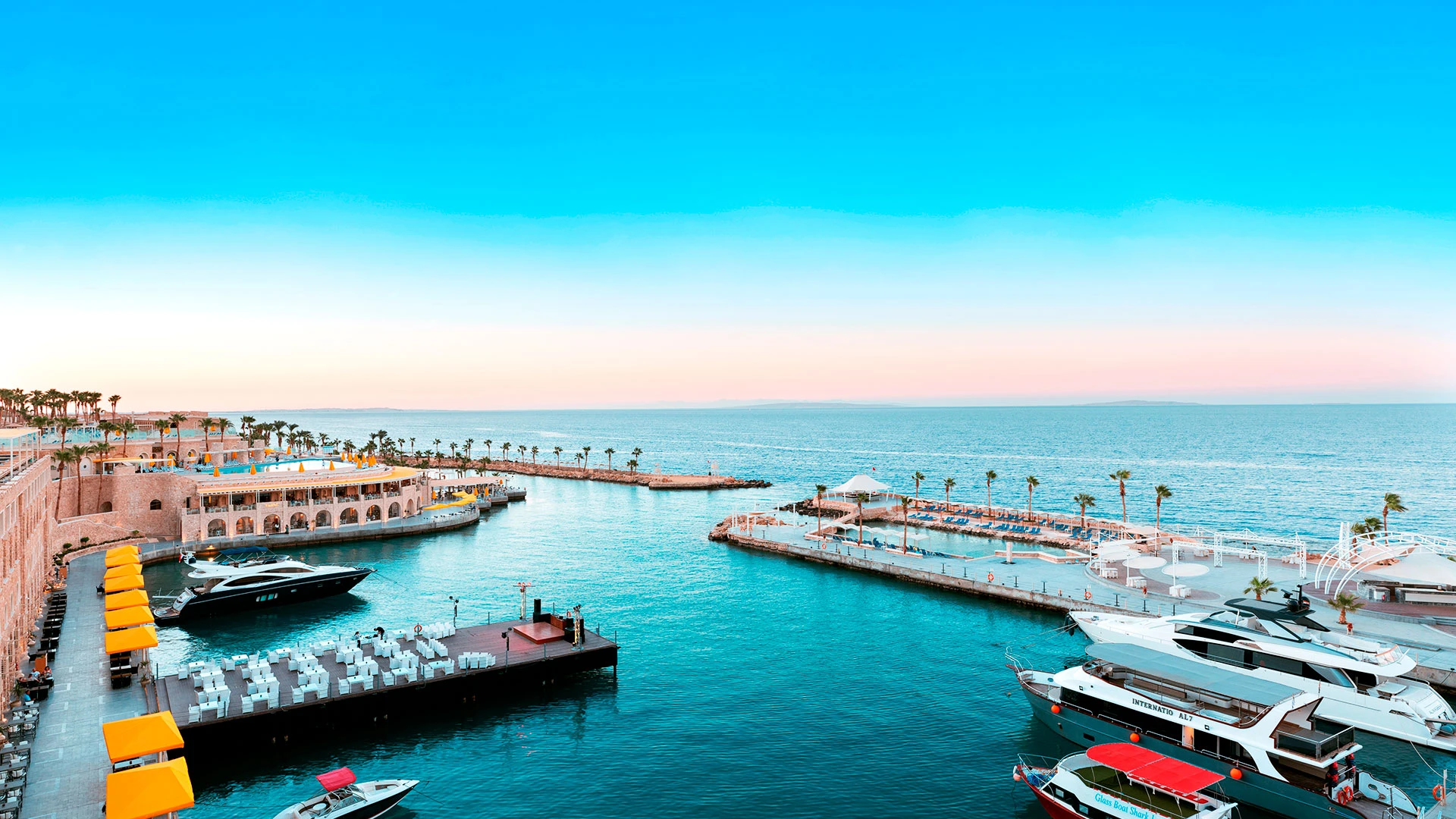PICKALBATROS CITADEL RESORT – SAHL HASHEESH Нова Година - Почивка в Хургада с чартър от София – 100