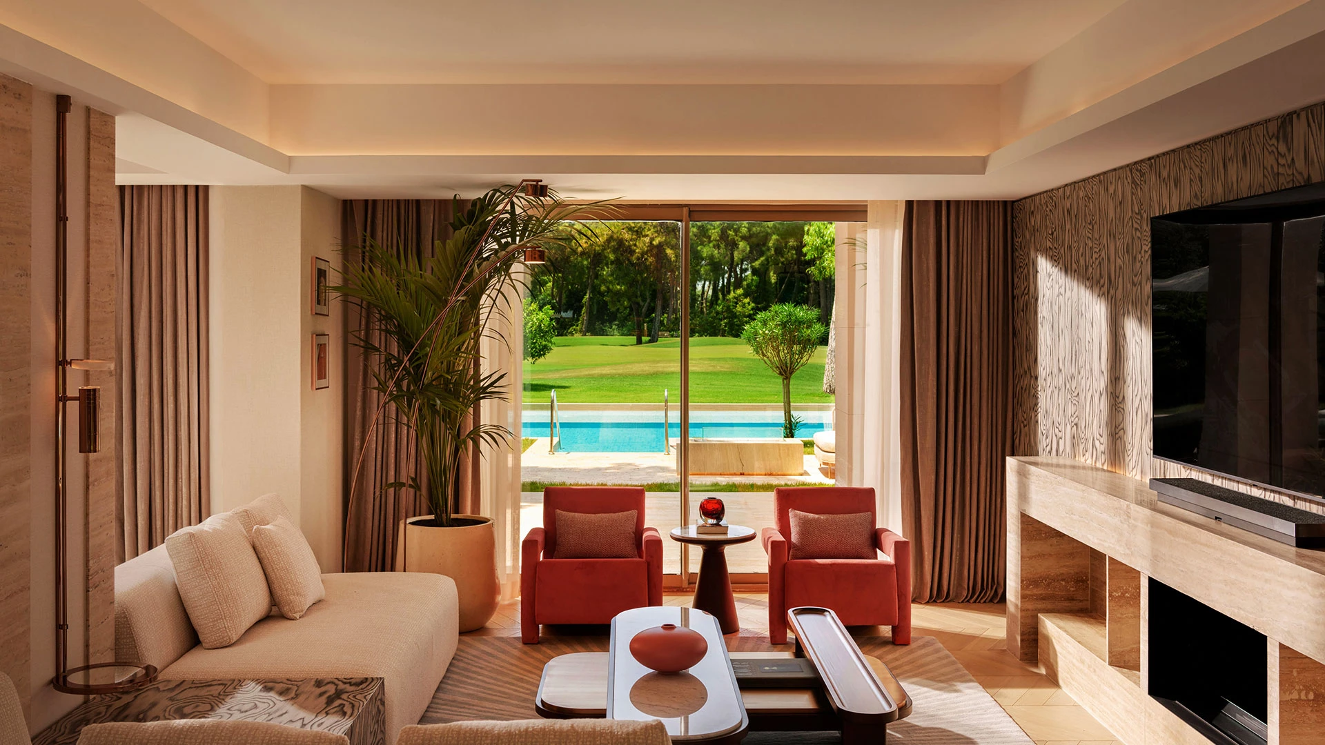 GLORIA SERENITY RESORT Нова Година в Анталия с чартър от Пловдив – 90
