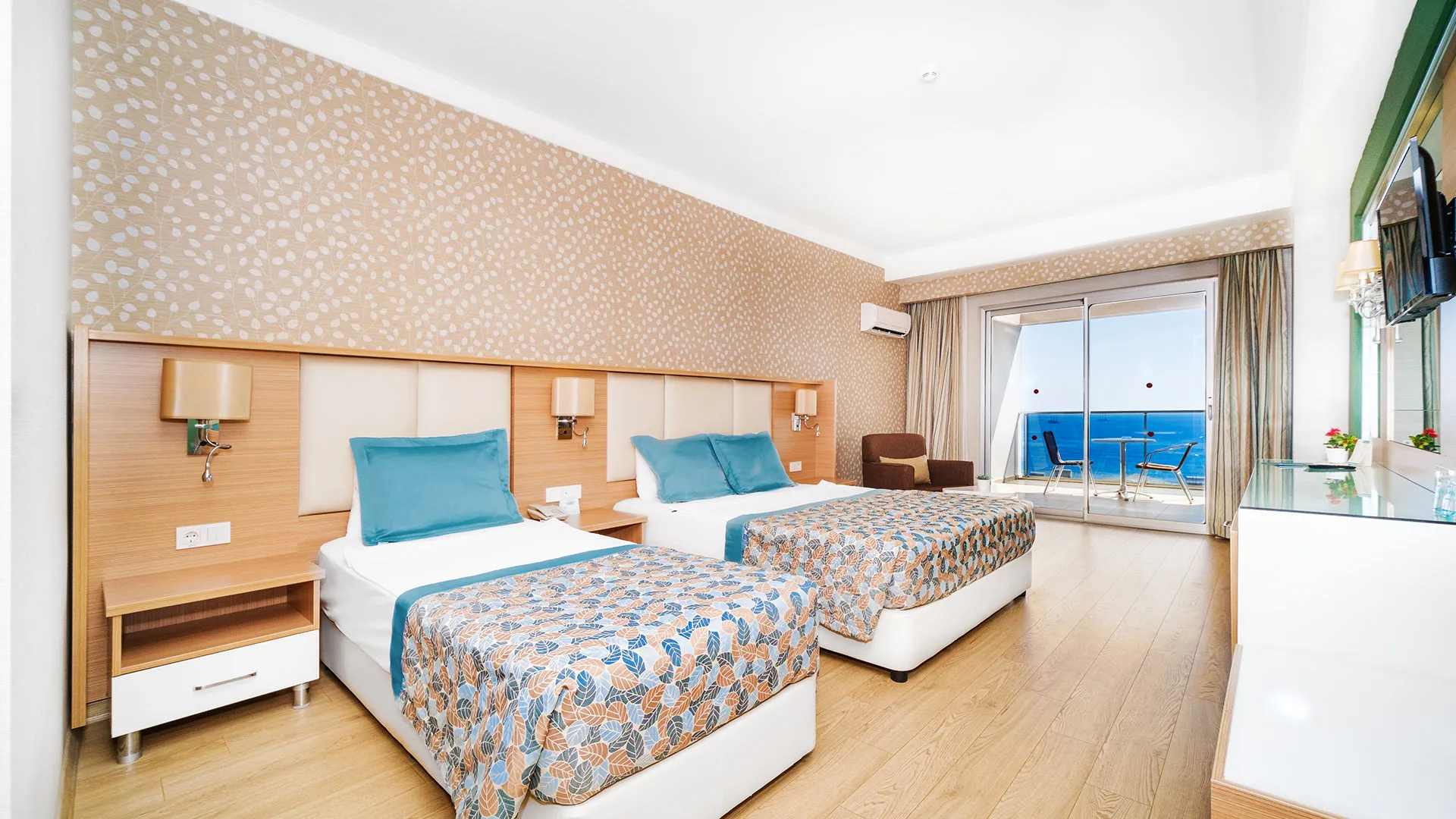 Royal Garden Beach – 33