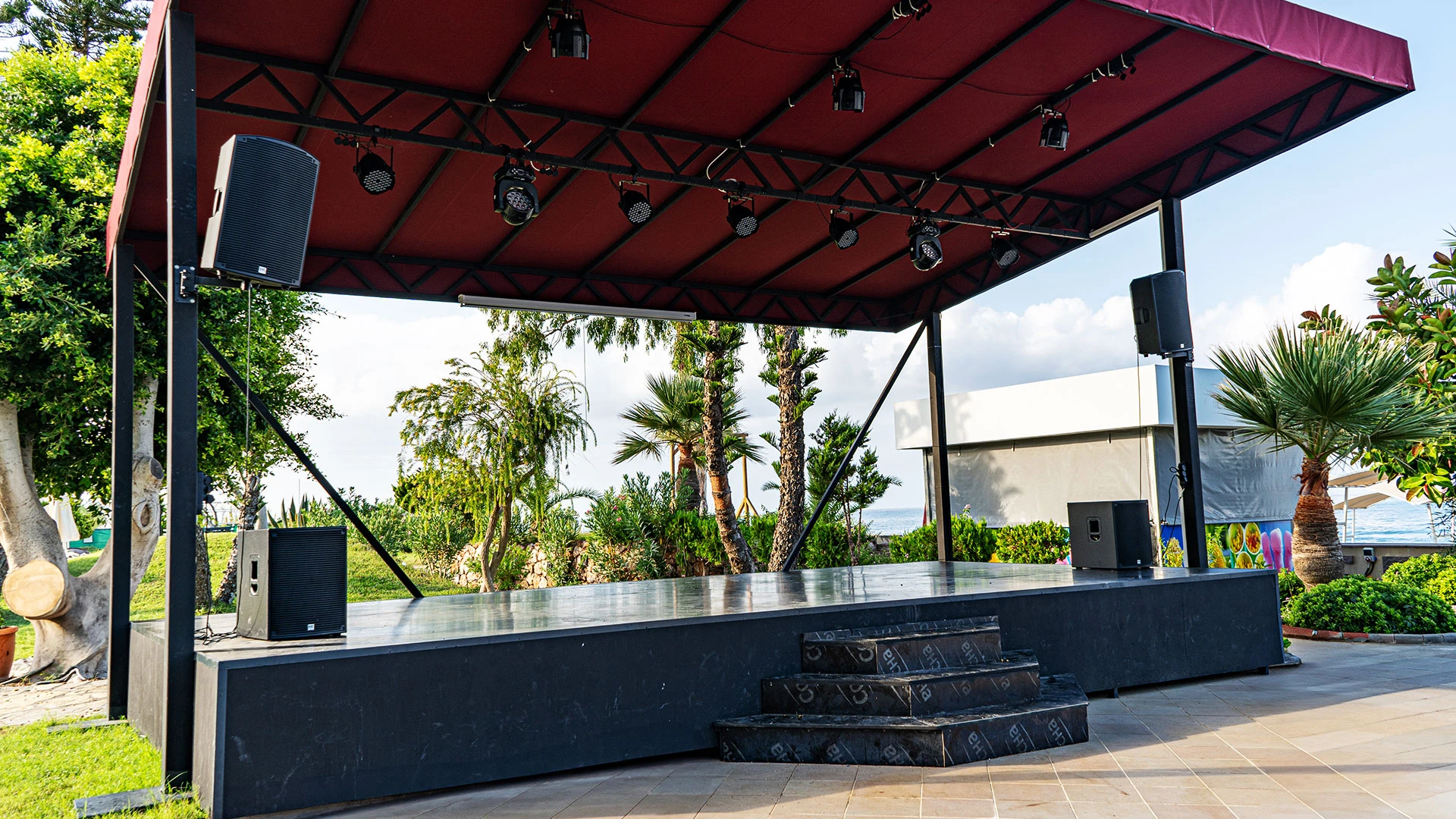 Senza Sunset Beach Hotel – 15