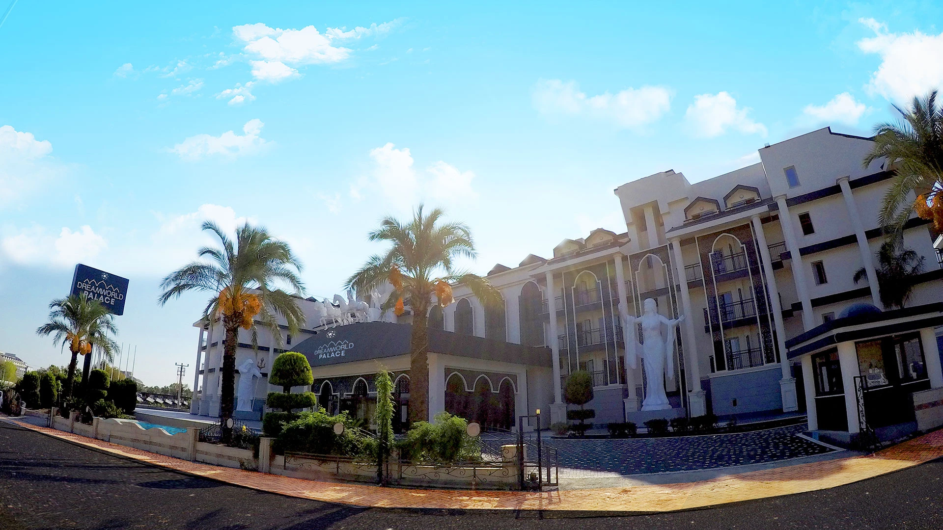 Dream World Palace – 45