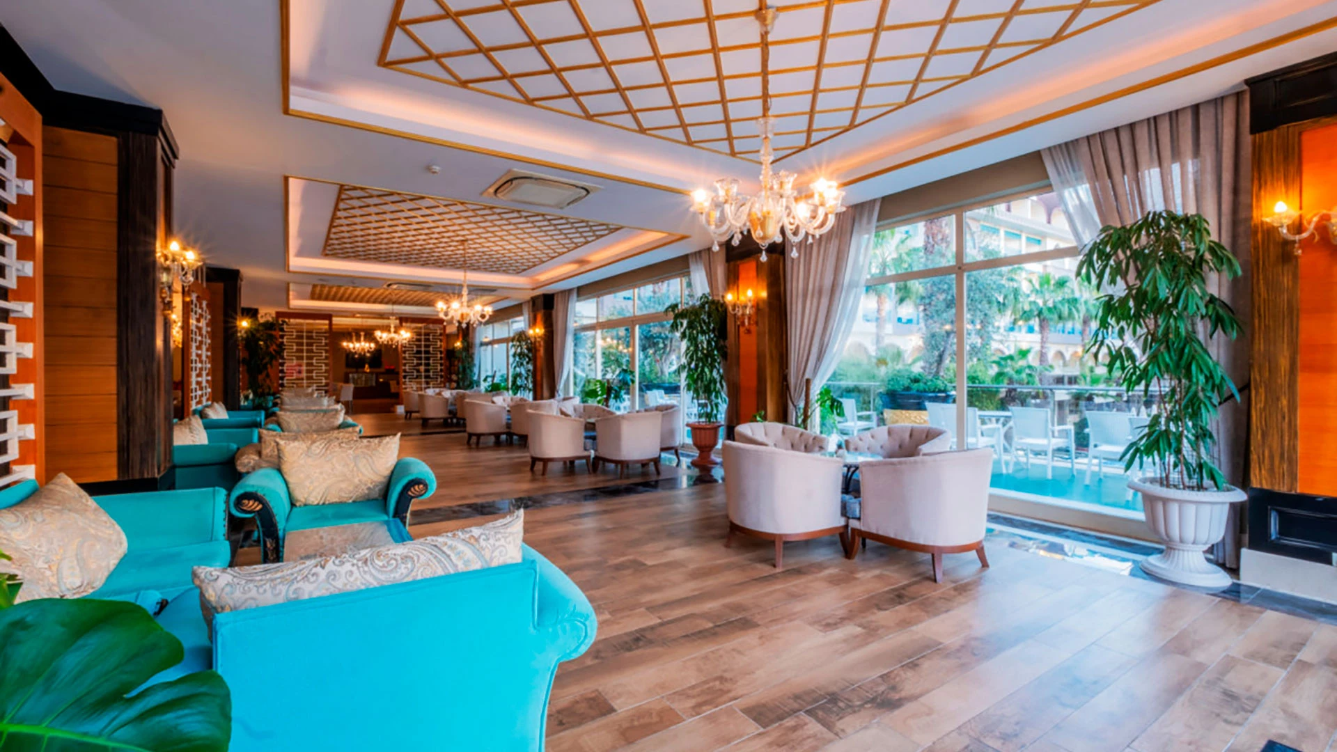 Side Crown Palace – 39