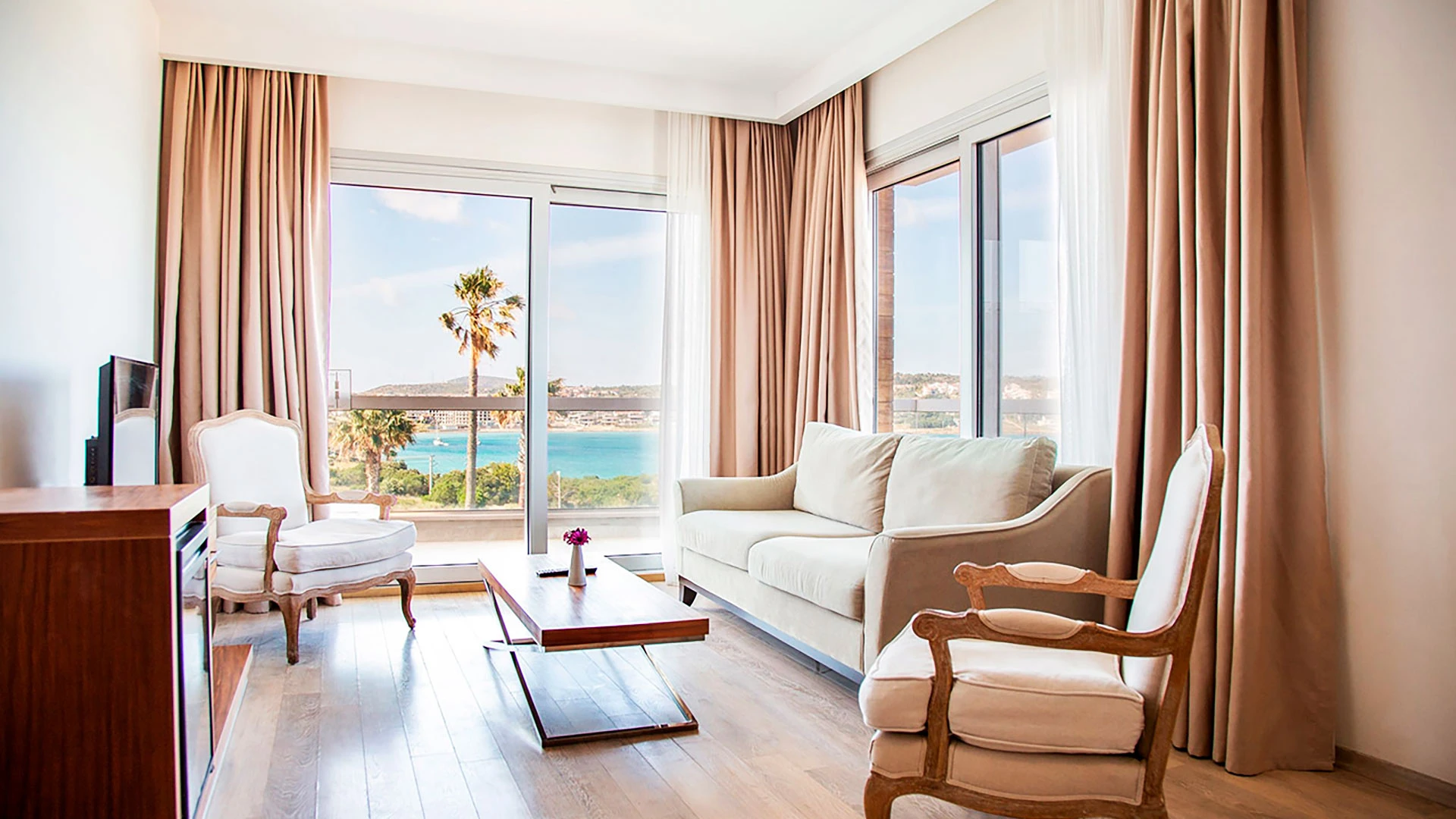 La Quinta By Wyndham Cesme – 8