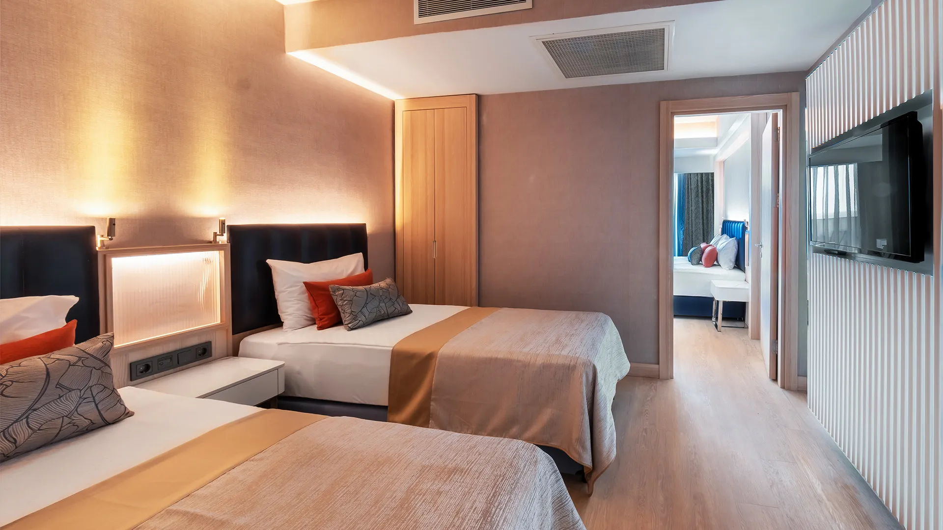 Lago Hotel – 35