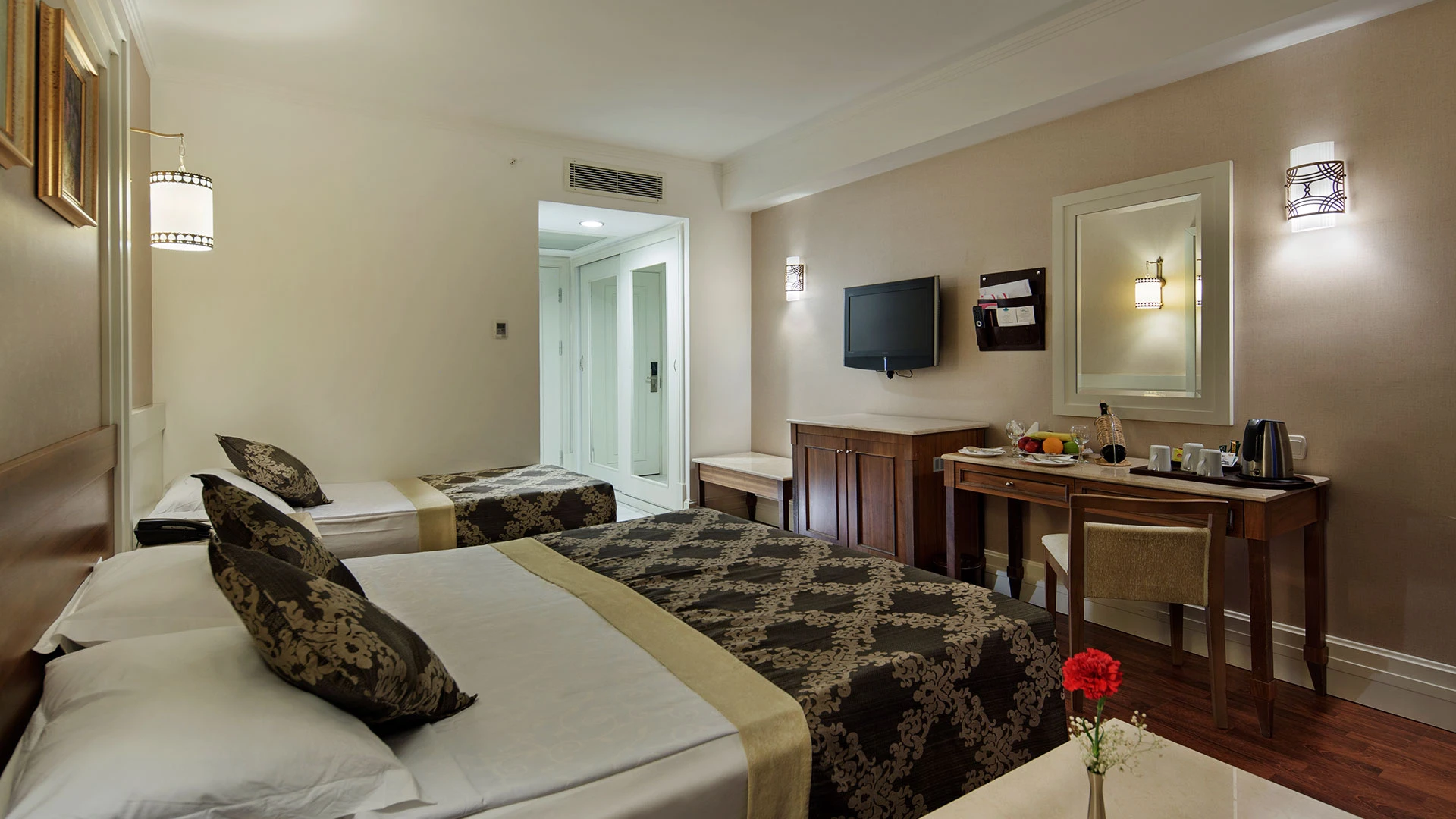 Alba Queen Hotel – 51