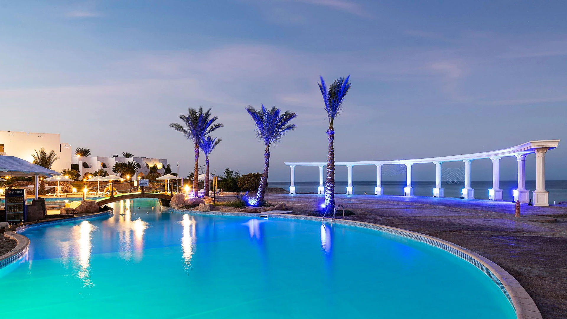 THE THREE CORNERS EQUINOX BEACH RESORT Чартър до Хургада от София [SOF] 2026 – 11