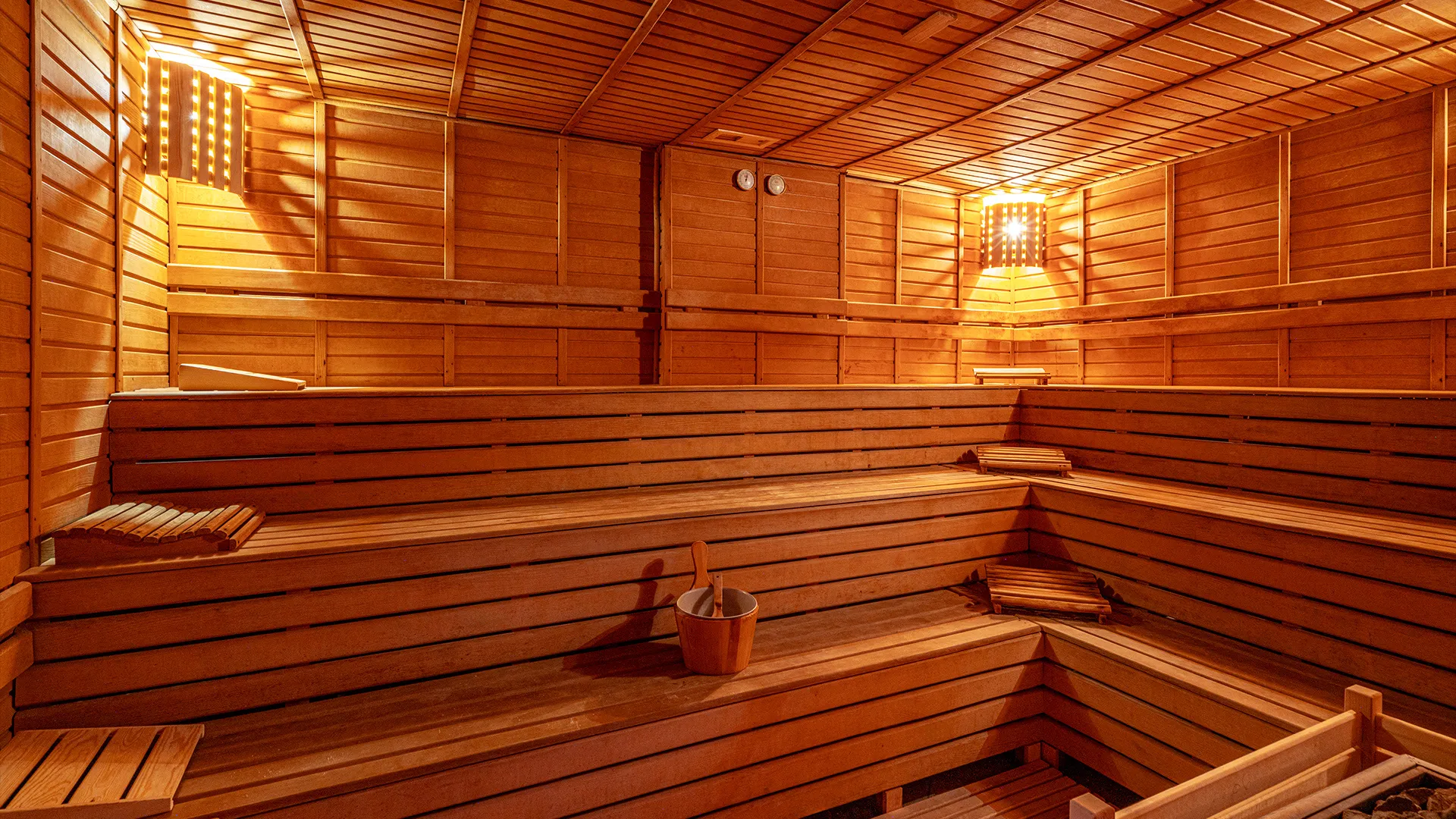 Side Story Resort & Spa Hotel – 5