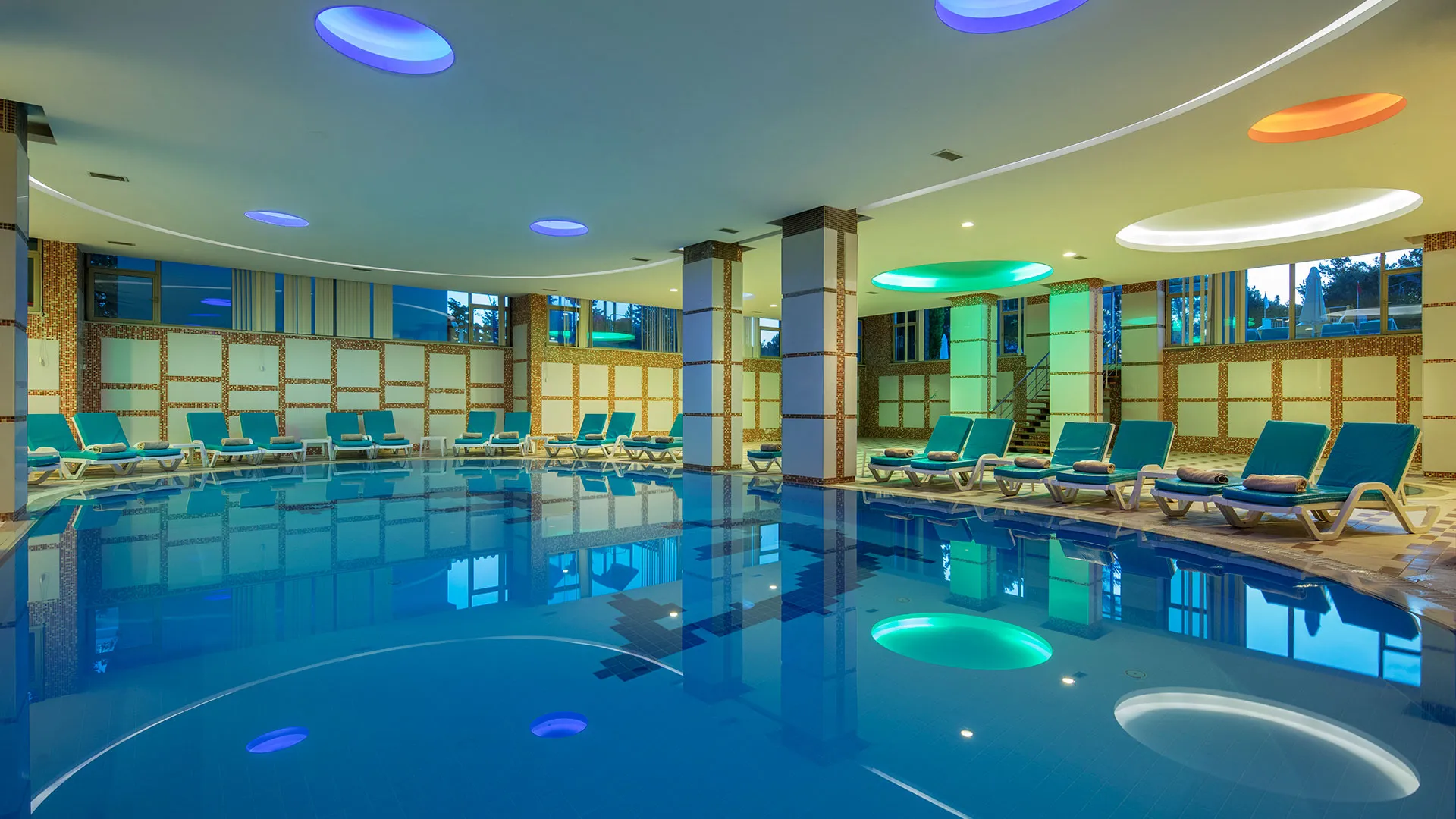 Grand Ring Hotel – 16