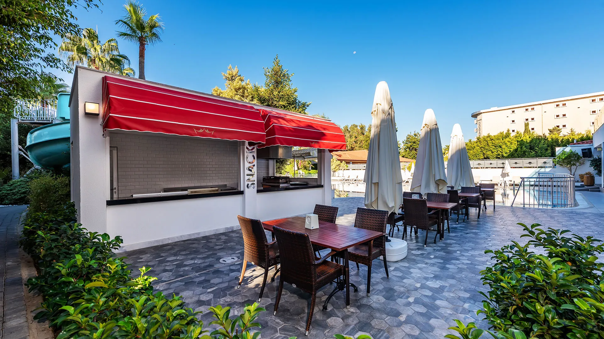 White City Beach Hotel – 25