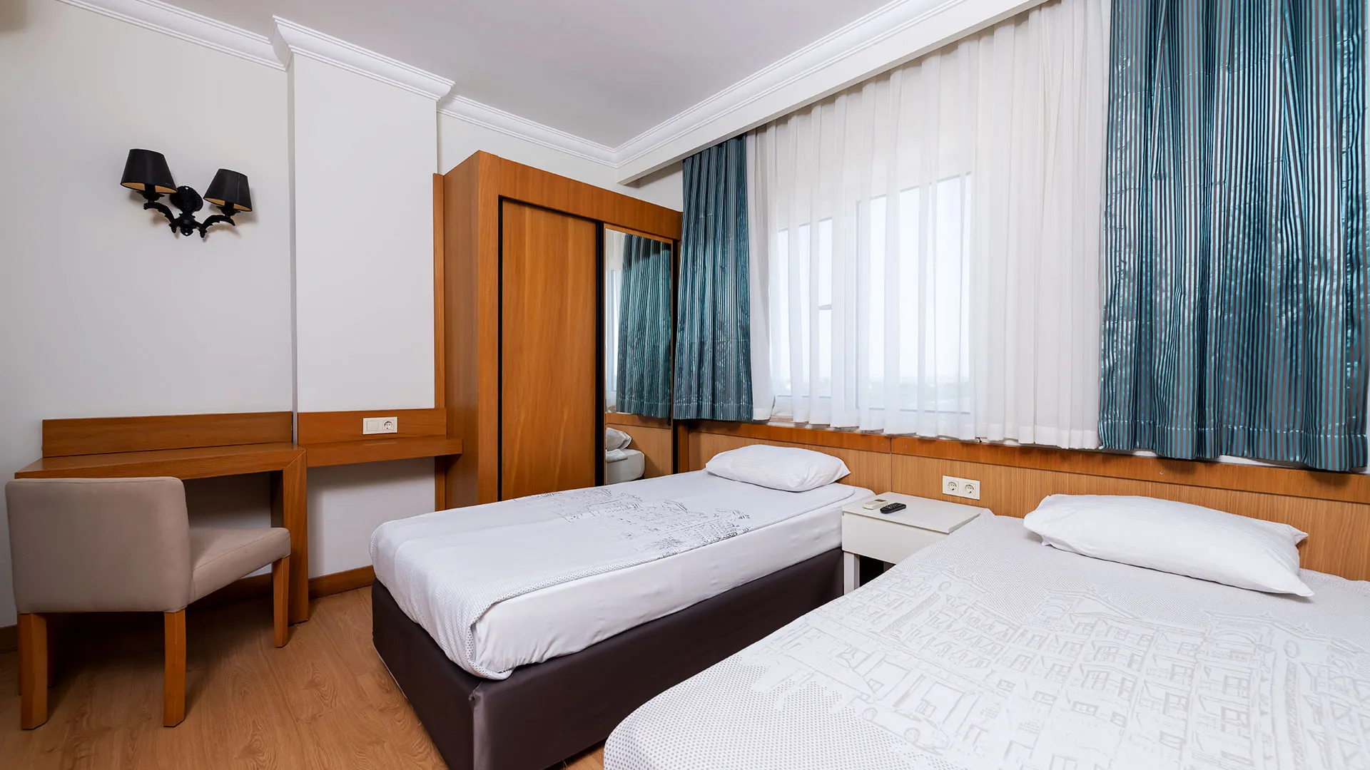 Lrs Lake & River Side Hotel Spa – 23