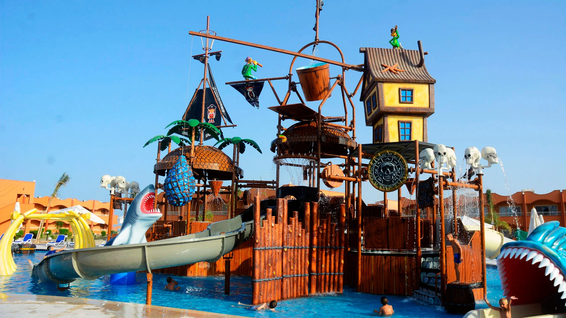 THE THREE CORNERS HAPPY LIFE BEACH RESORT Почивка в Хургада с чартър от София – 31