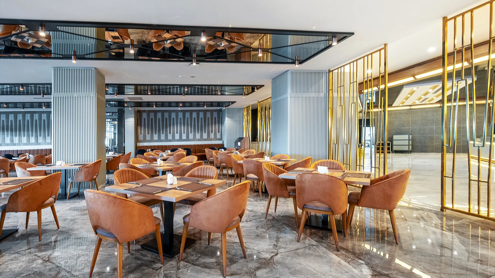 Lago Hotel – 16