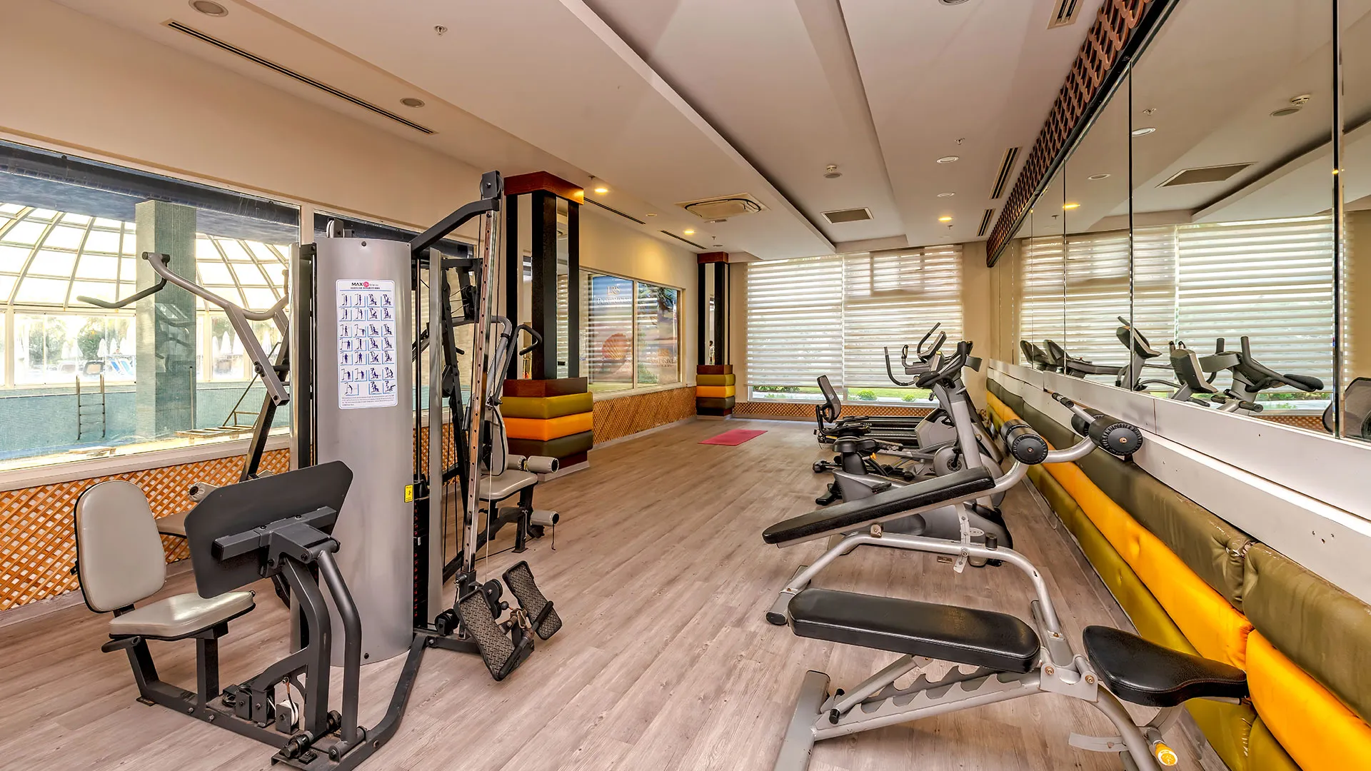 Lrs Port River Hotel Spa – 28
