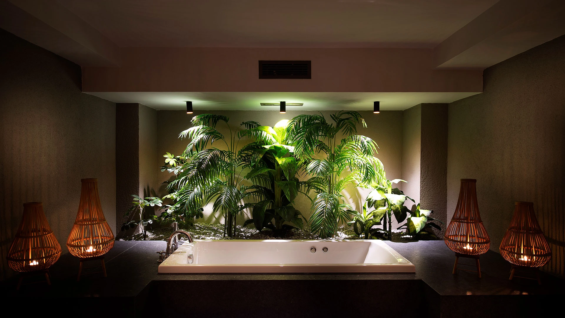 Miramare Beach Hotel – 96