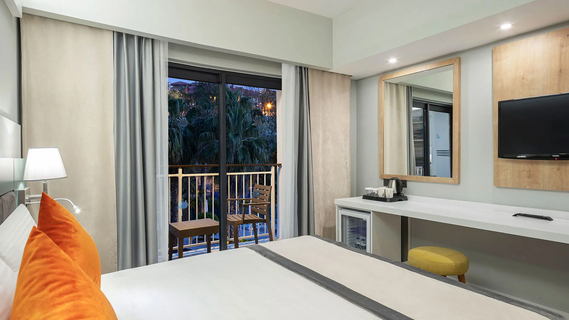 Arcanus Hotels Trendline Side – 24