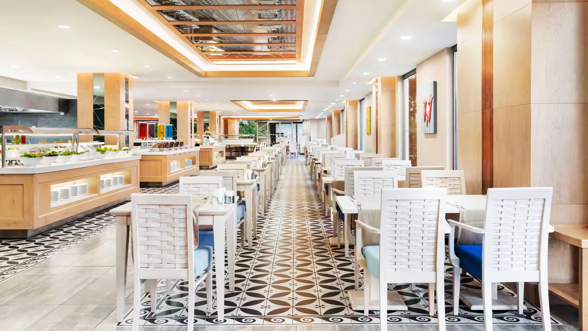 Ramada Hotel & Suites By Wyndam – 19