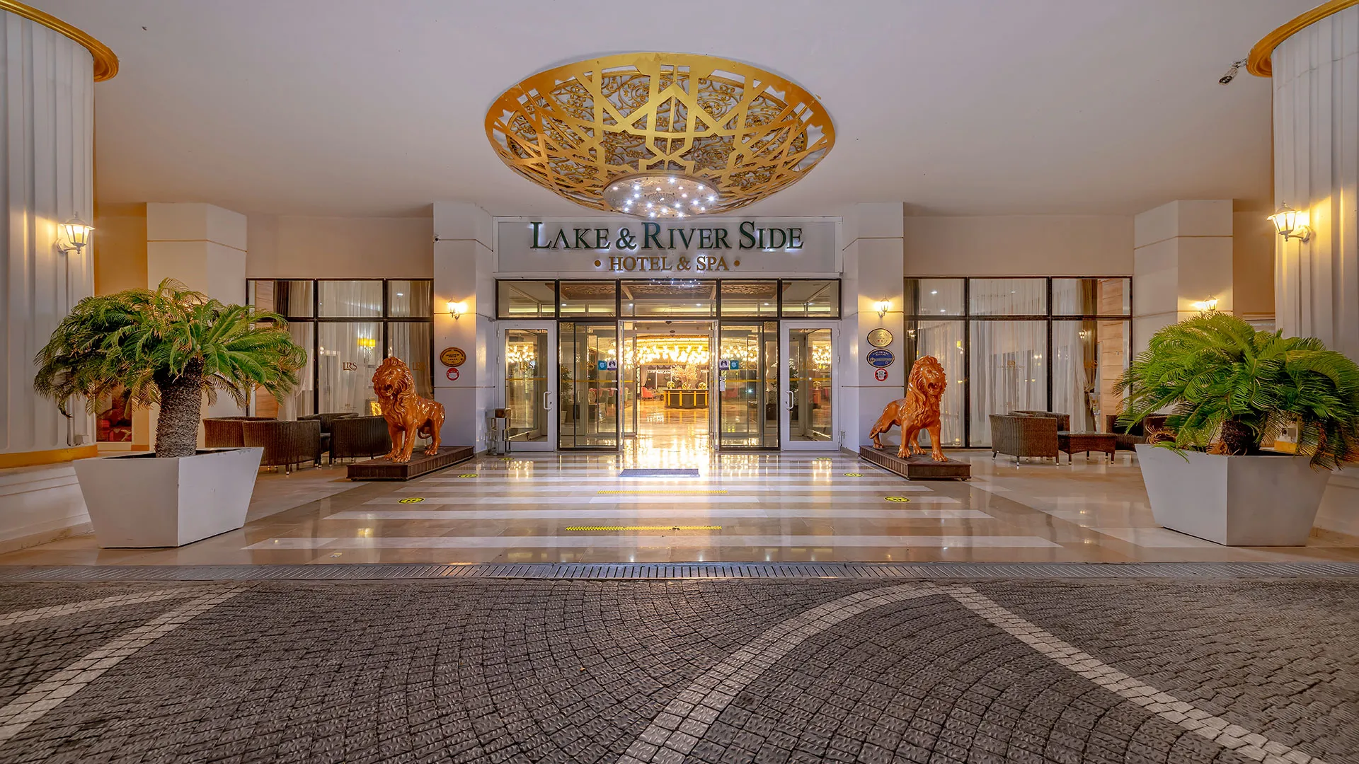 Lrs Lake & River Side Hotel Spa – 39