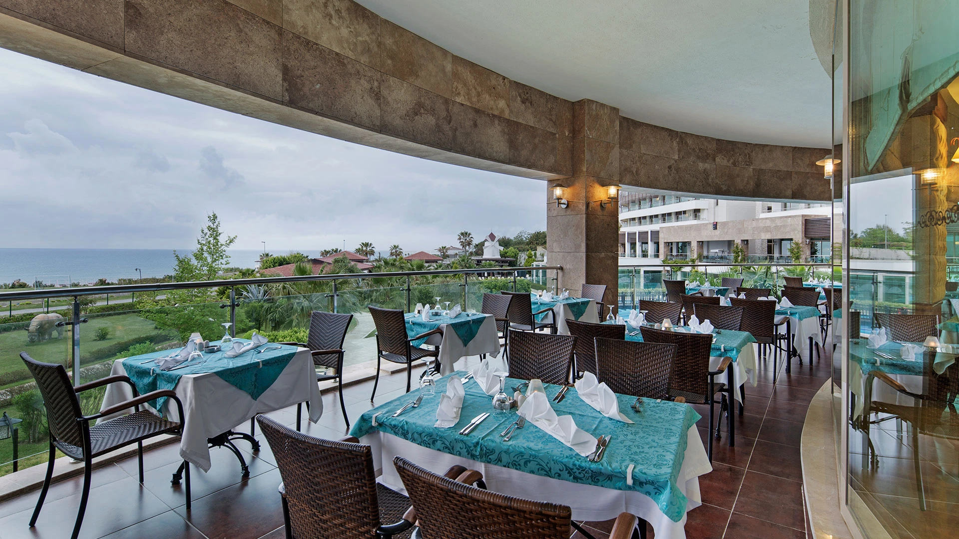Alba Royal Hotel – 21