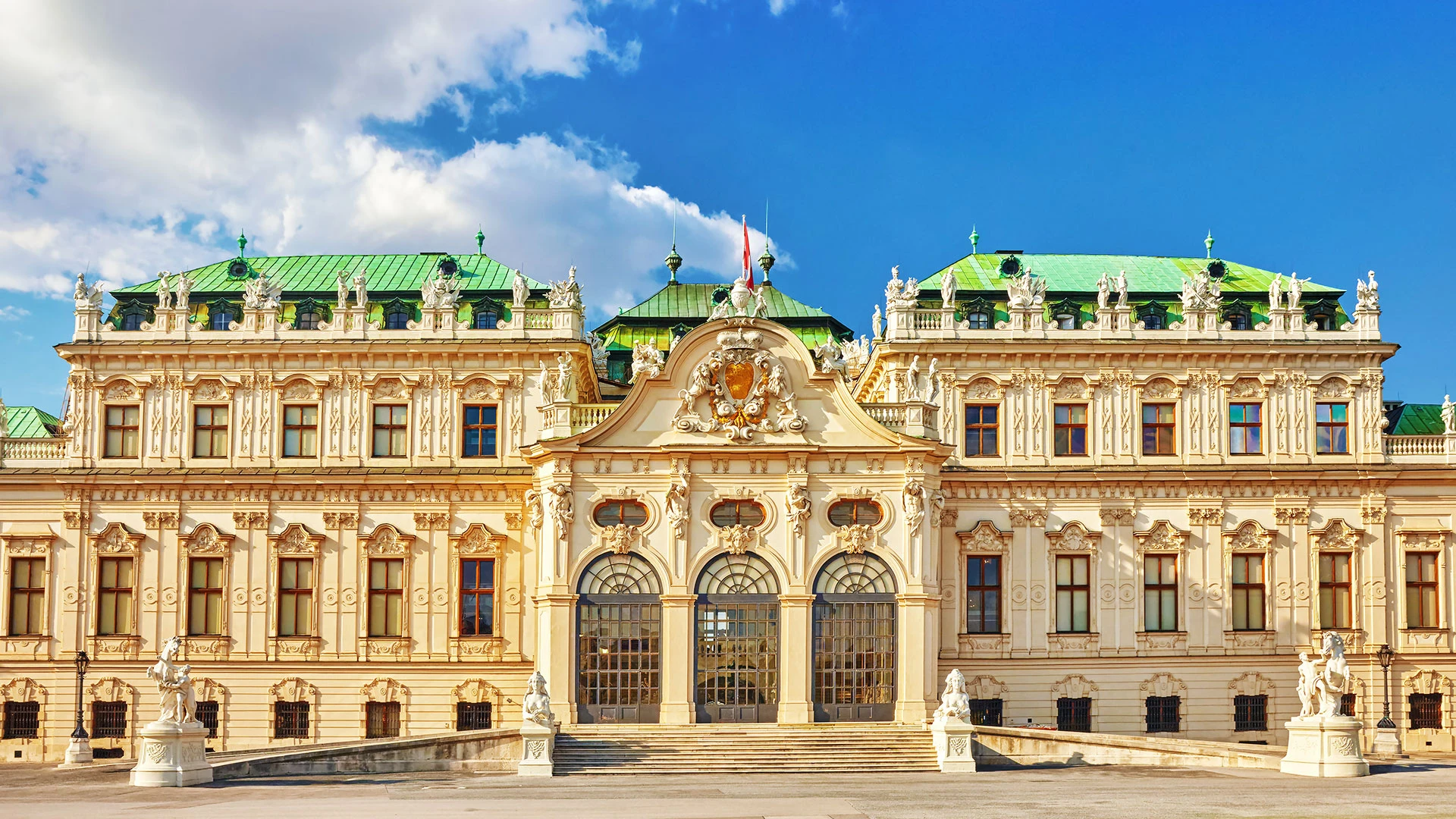 B and B HOTEL Wien St. Marx – ДУНАВСКА КОЛЕДНА МАГИЯ – Виена и Братислава Предколедни базари с 3 нощувки и чартърен полет от Варна – 8