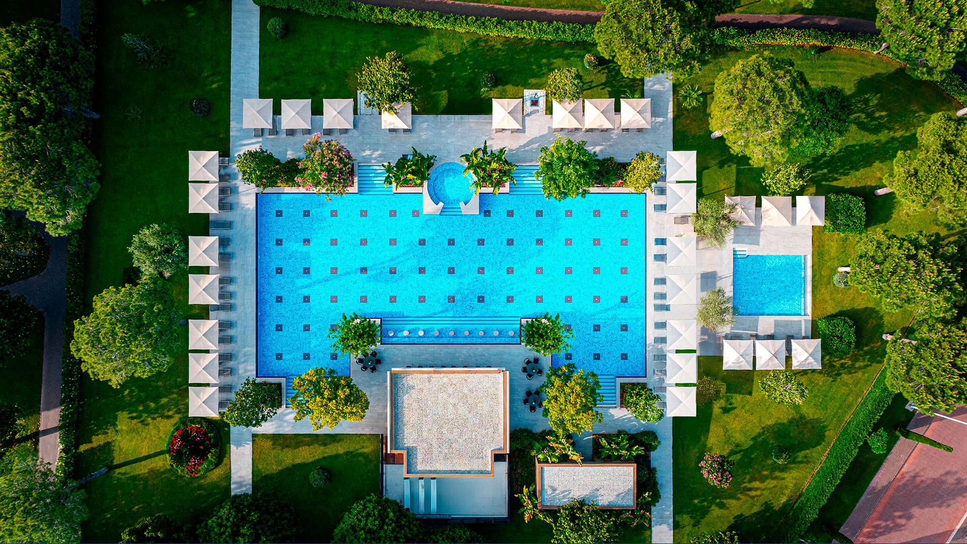 GLORIA SERENITY RESORT Нова Година в Анталия с чартър от Пловдив – 162