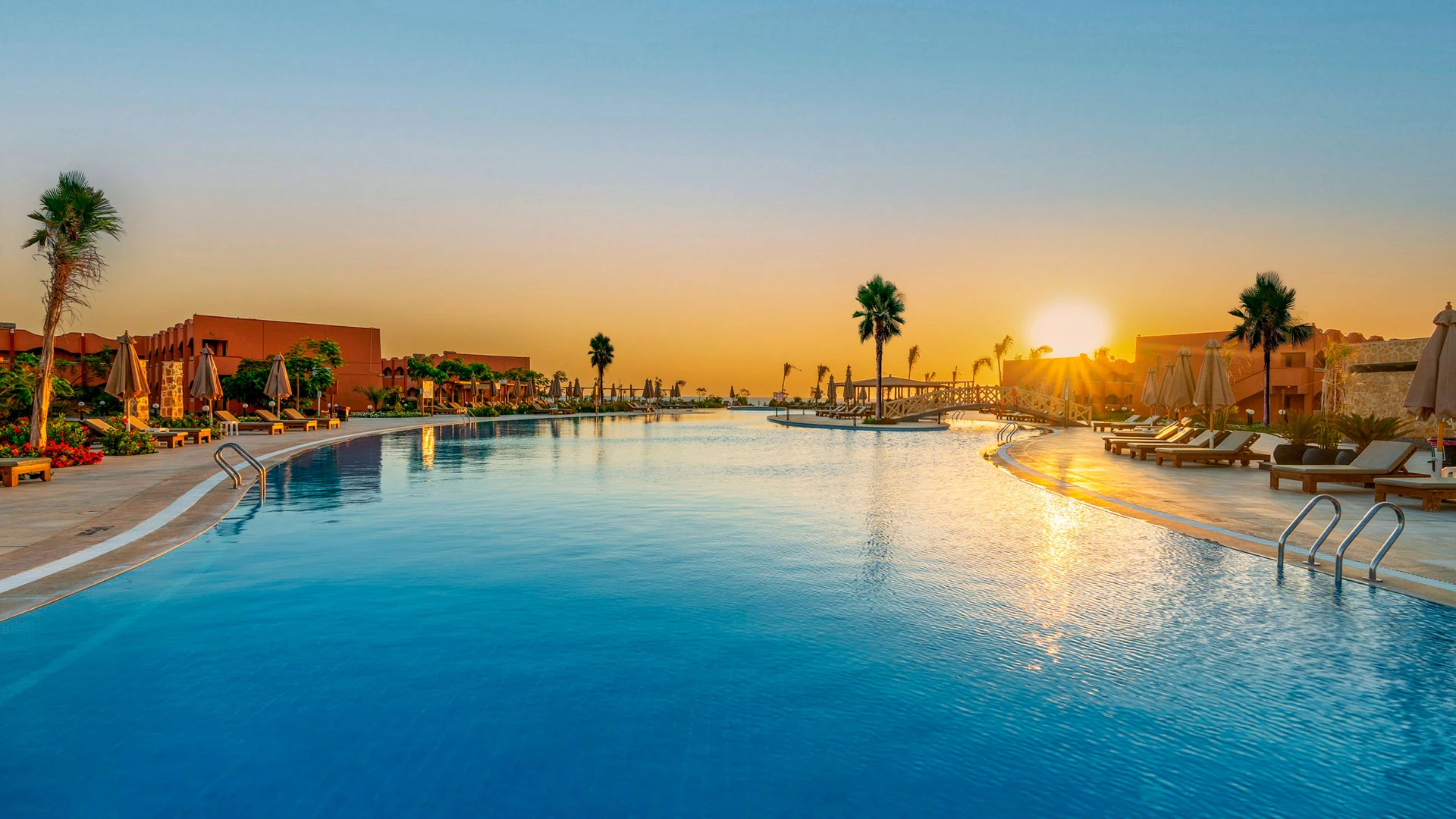 THE THREE CORNERS HAPPY LIFE BEACH RESORT Почивка в Хургада с чартър от София – 13