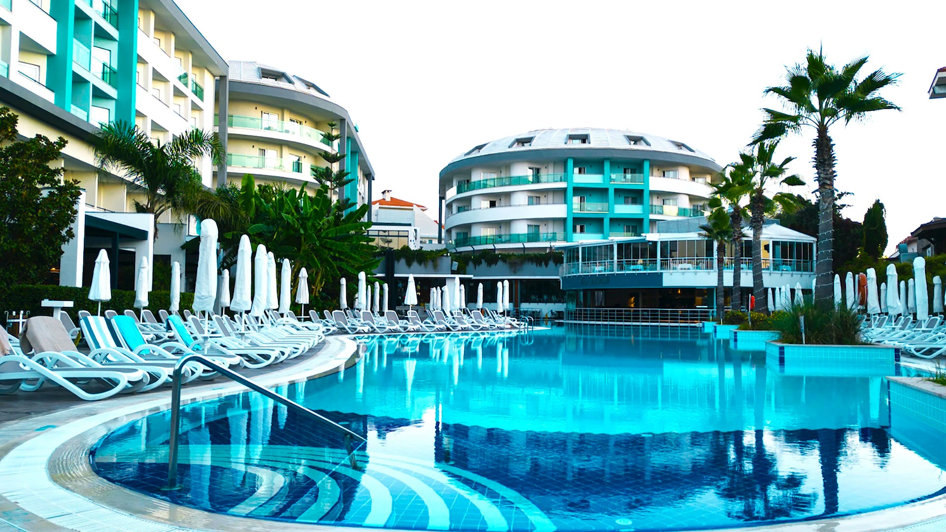 Seashell Resort & Spa Hotel – 13