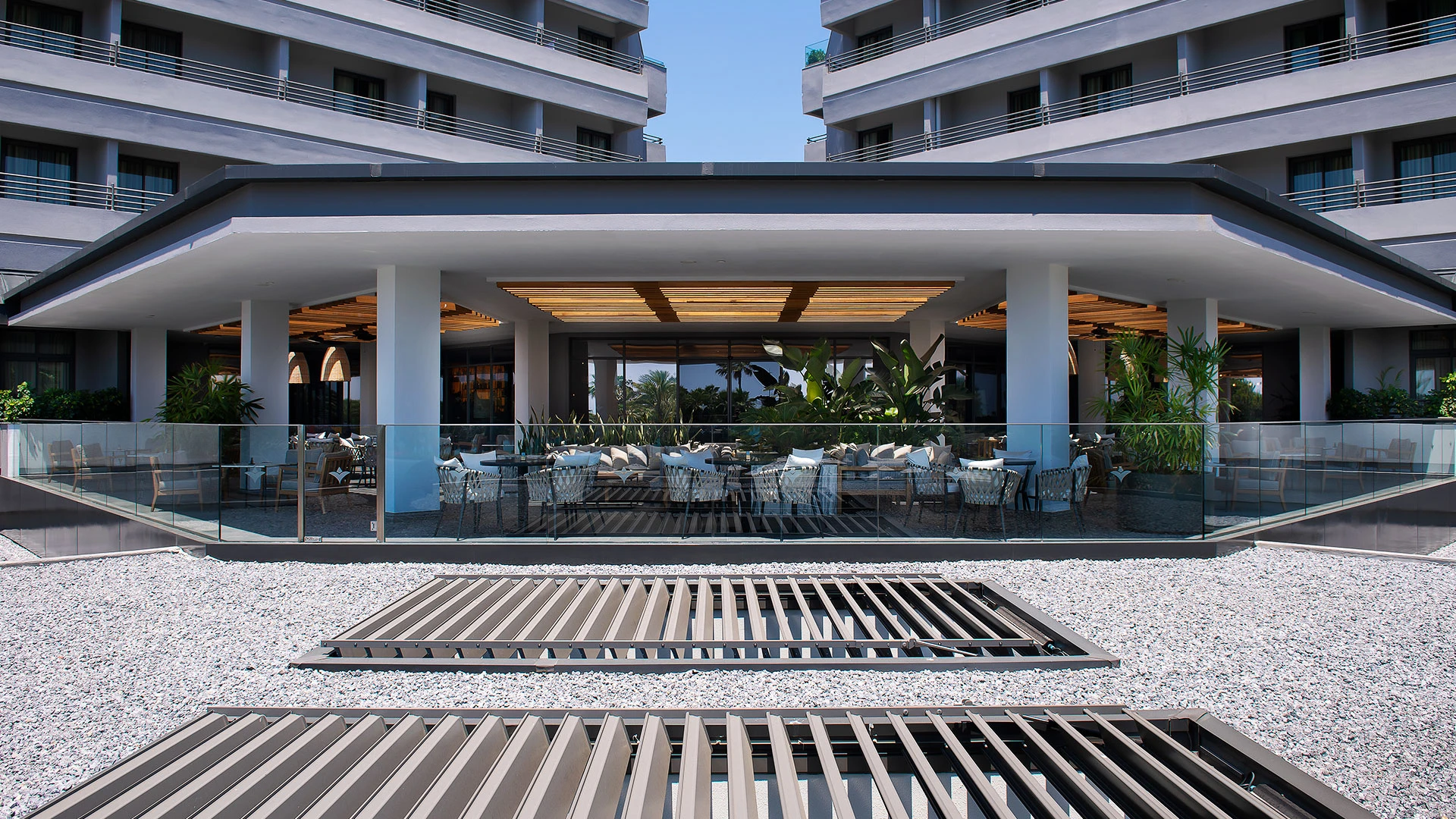 Miramare Beach Hotel – 11