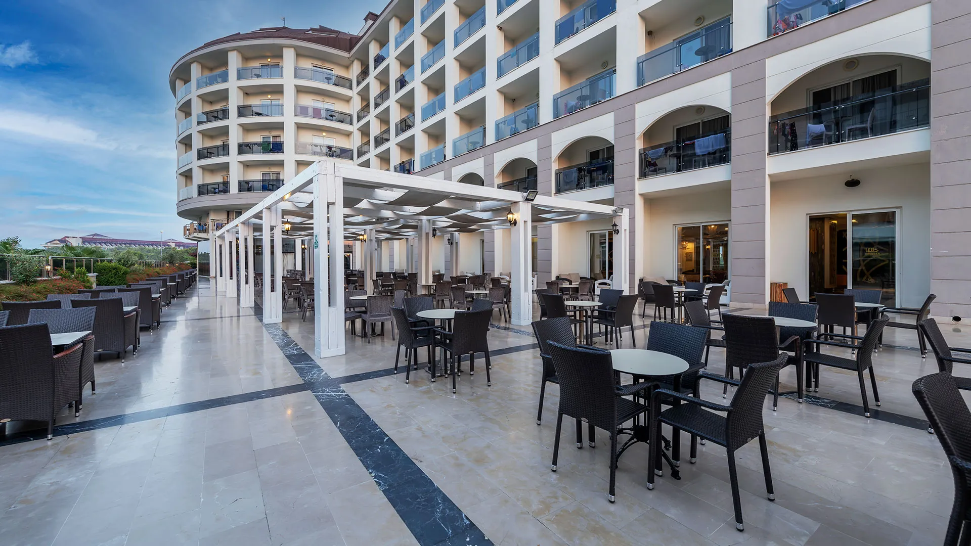 Lrs Port River Hotel Spa – 45