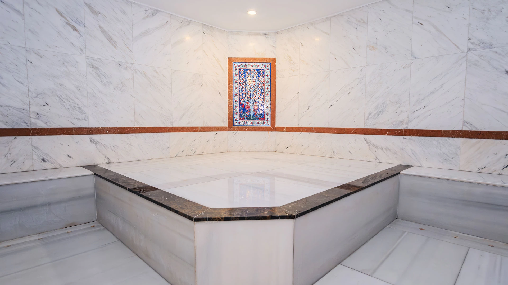 Miramare Queen Hotel – 85
