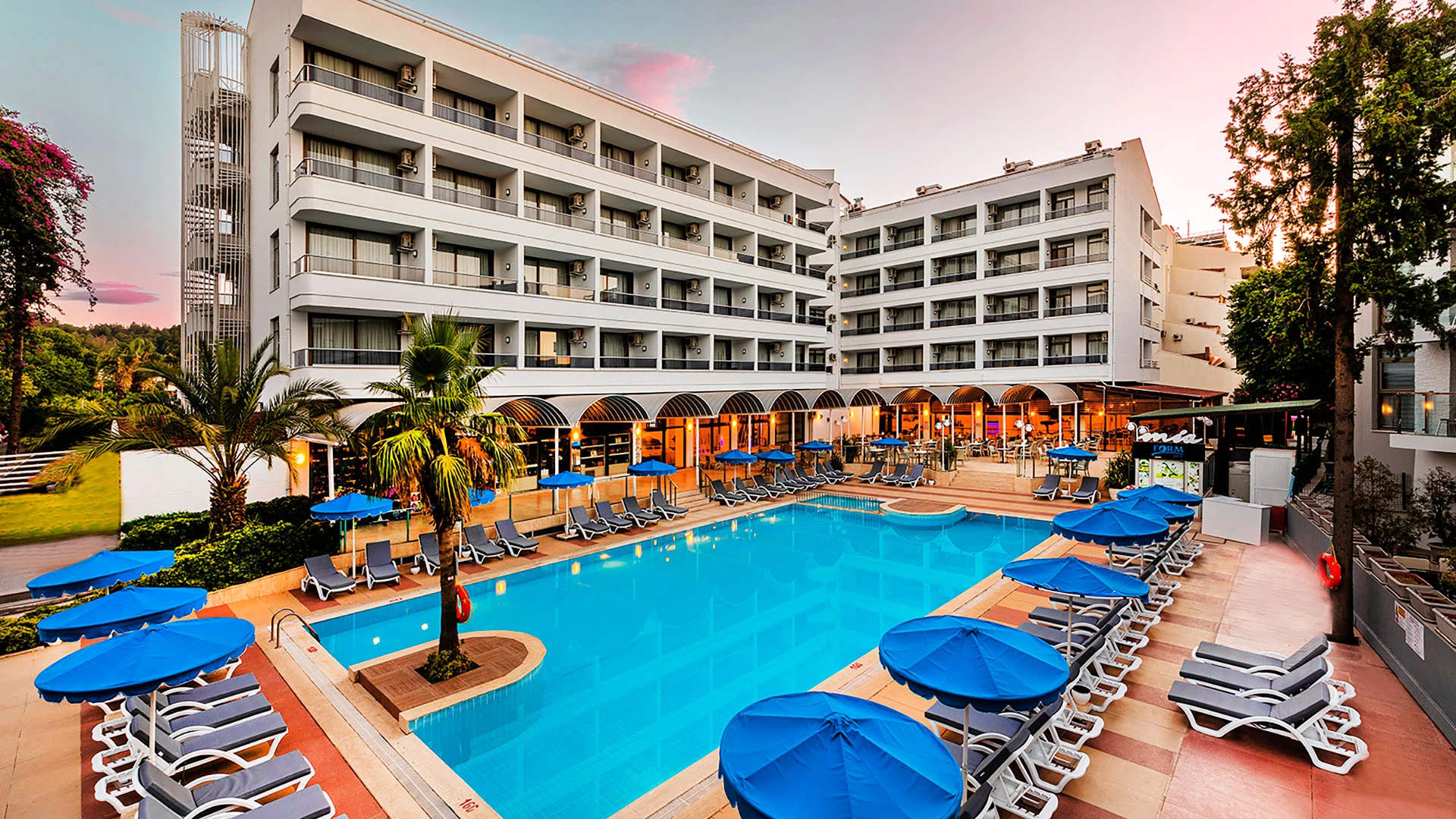 Kayamaris Hotel – 2