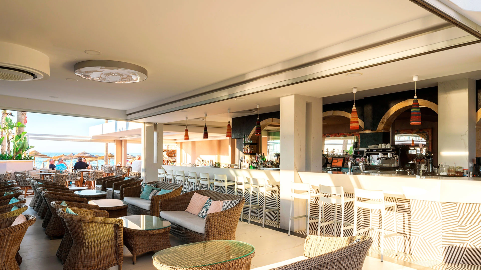 High Beach White The Villa Collection (Adult Only +16) Почивка на о-в Крит с полет от София – 30