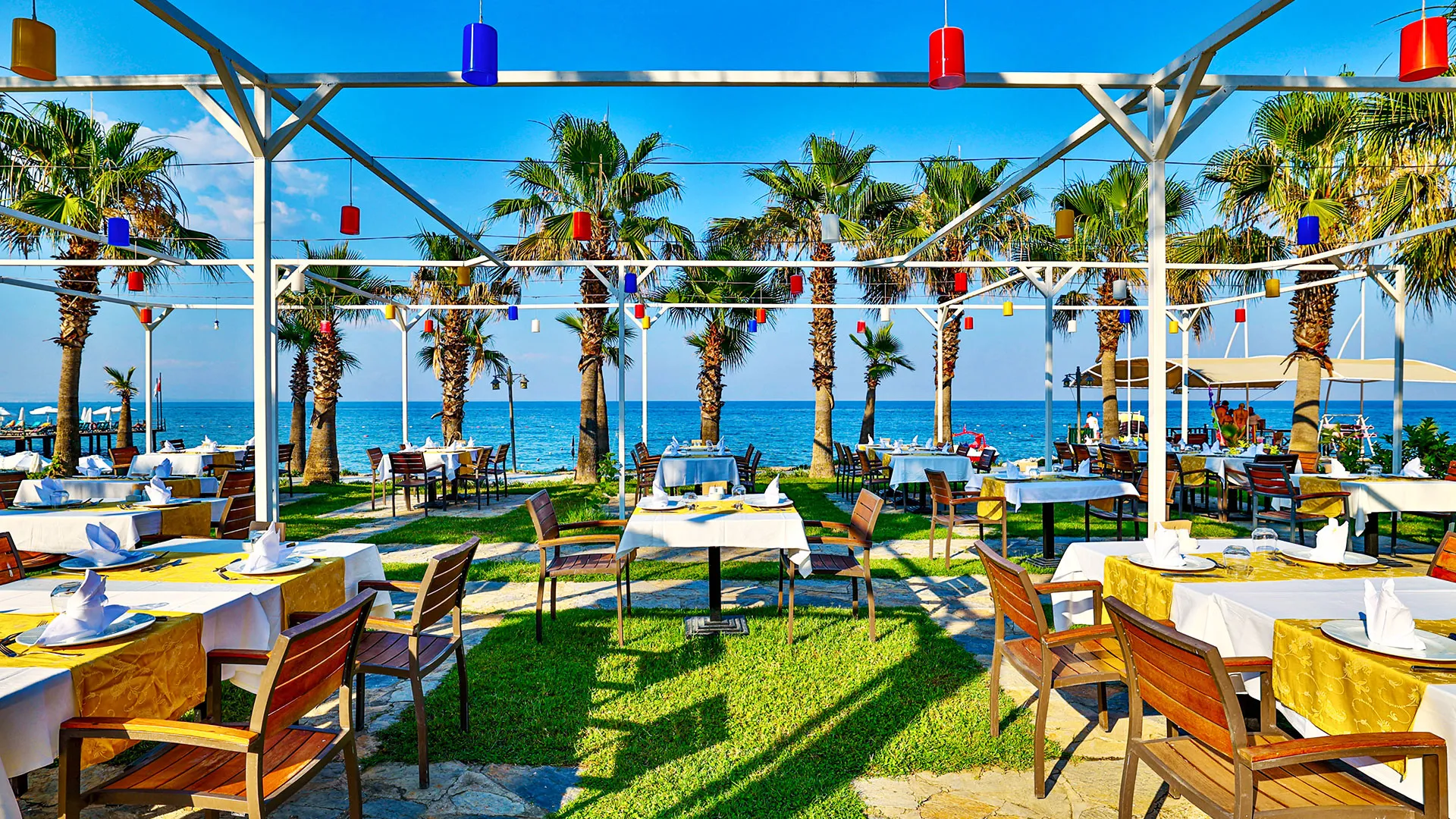 Crystal Flora Beach Resort – 10
