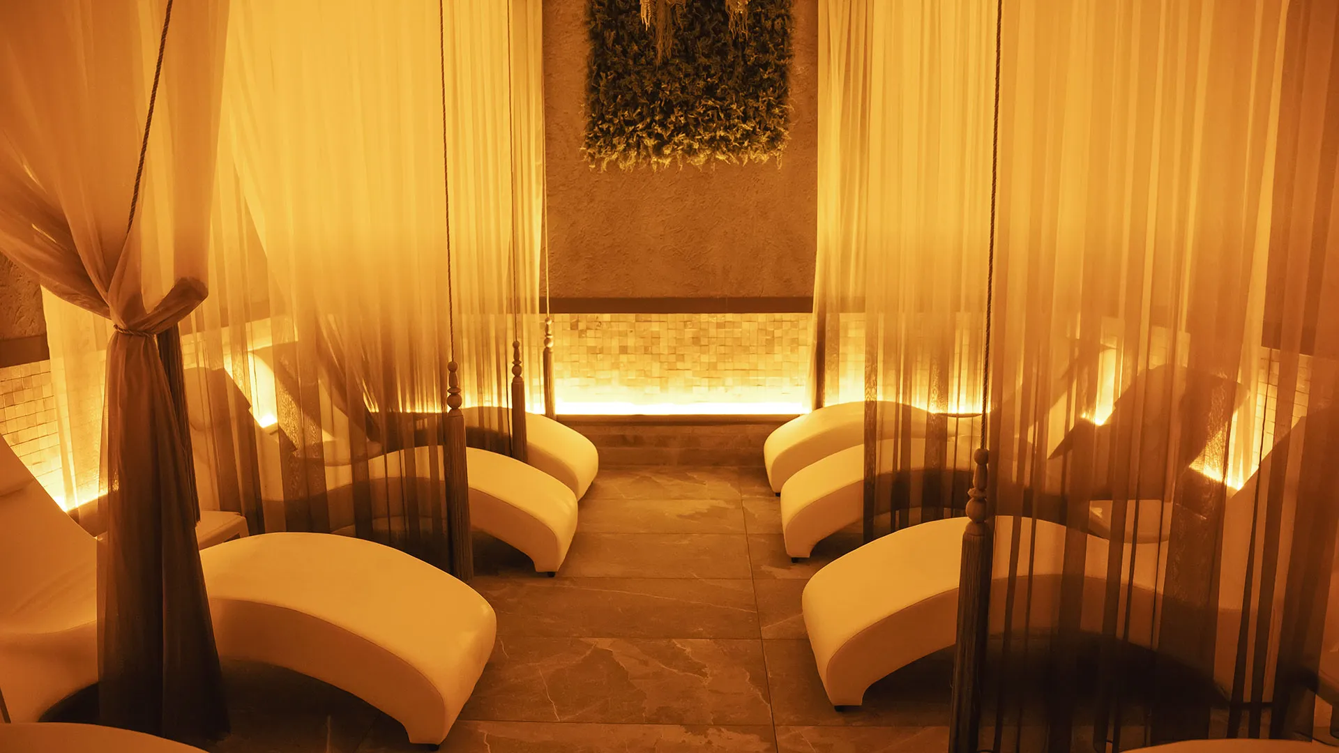 Crystal Centro – 25